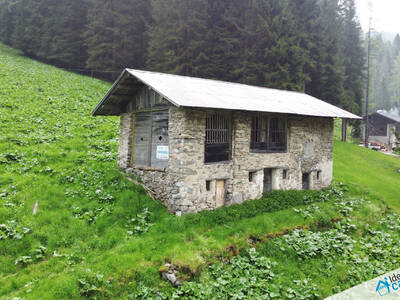 Miniatura di Rustico da ristrutturare con terreno esclusivo