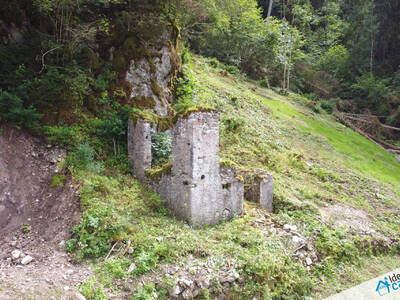 Miniatura di Rudere con terreno in vendita