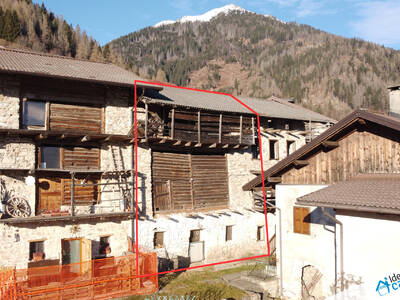 Miniatura di Porzione di rustico da ristrutturare in vendita