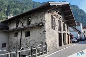 Porzione di rustico da ristrutturare in vendita